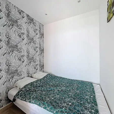 Charming 2room In The Iconic Marina Baie Des Anges 아파트